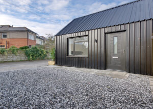 Contemporary one bed house